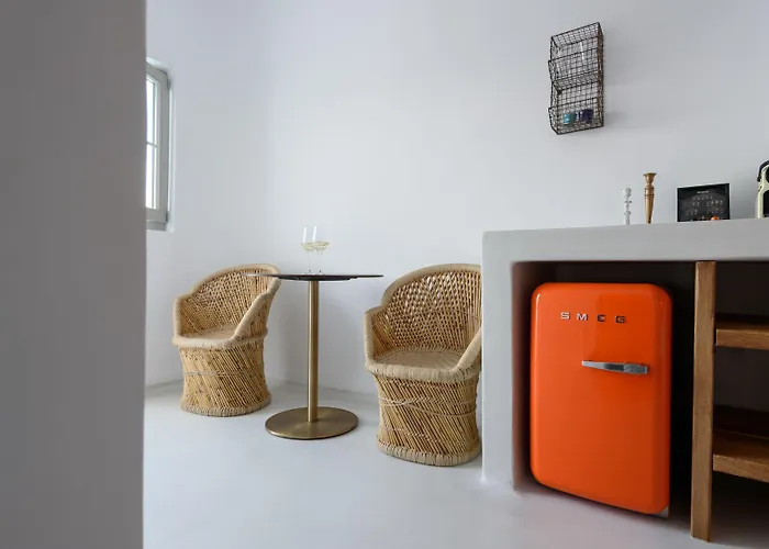 Cocoon (adults Only) 3* Imerovigli (Santorini)