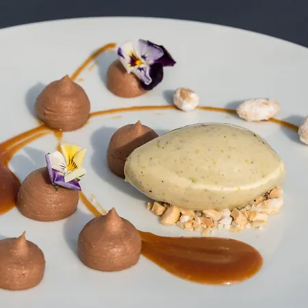 Cocoon (adults Only) מלון